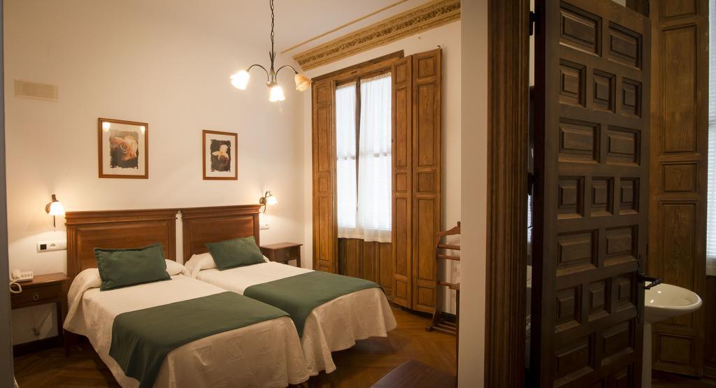 Hospederia Real Casona La Beltraneja Otel Belmonte  Dış mekan fotoğraf